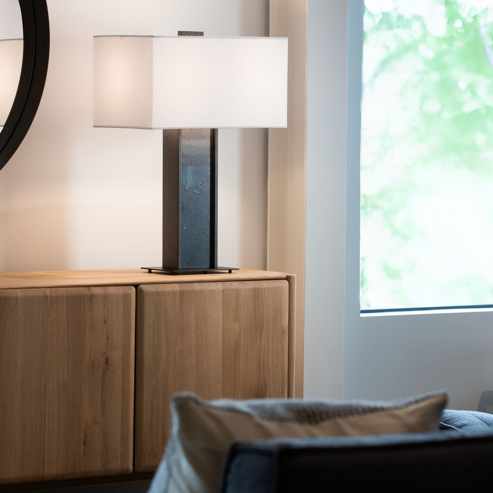 Horizon Table Lamp